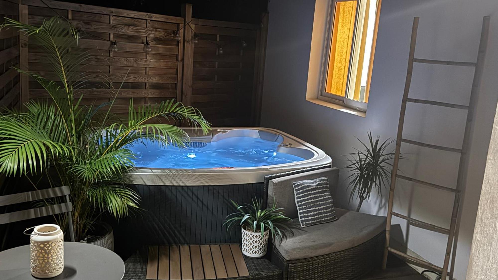 Le Plumeria - T1 Avec Un Spa Privatif Saint-Denis Extérieur photo